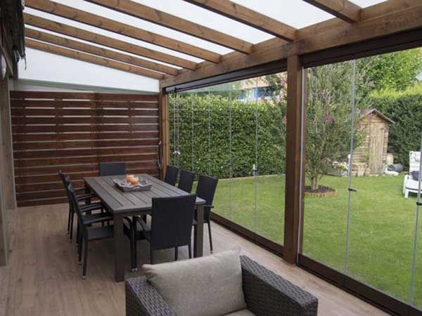 Acondiciona tu jardín con pérgolas y cortinas de cristal 1 acondiciona tu jardin con pergolas y cortinas de cristal